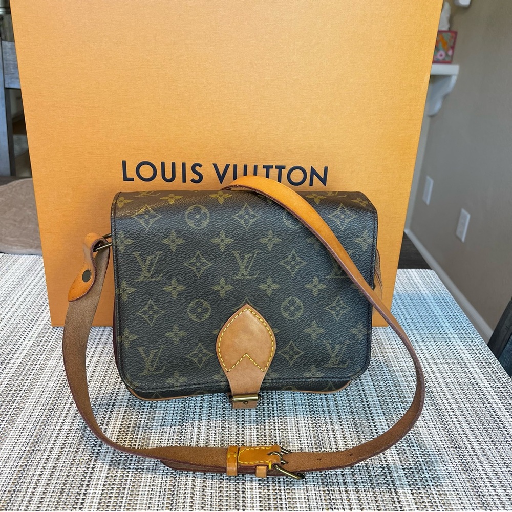 Louis Vuitton Vintage Cartouchiere MM Monogram Crossbody Bag - Picture 4 of 15